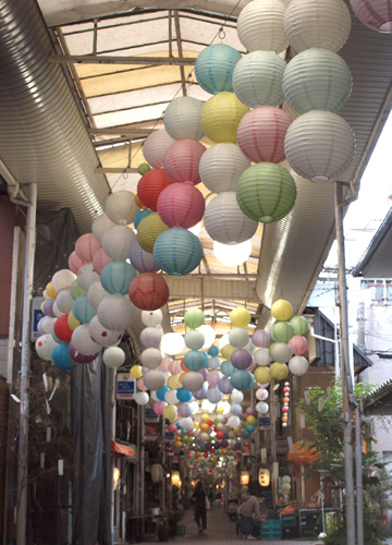 ●古川町商店街の鈴なり提灯_d0053294_00281693.jpg