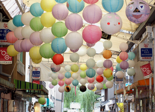 ●古川町商店街の鈴なり提灯_d0053294_00290154.jpg