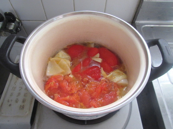 ＜イギリス料理・レシピ＞ 赤パプリカとトマトのスープ【Red Pepper and Tomato Soup】_e0038047_13160452.jpg