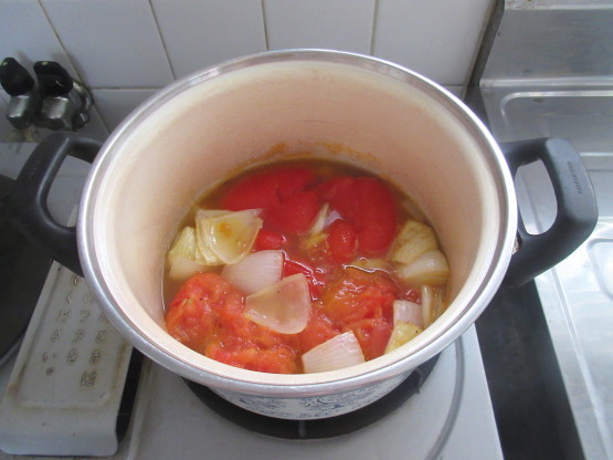 ＜イギリス料理・レシピ＞ 赤パプリカとトマトのスープ【Red Pepper and Tomato Soup】_e0038047_13160496.jpg