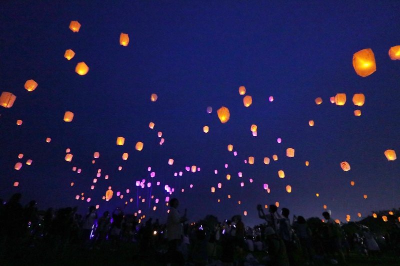 夜空に願いを込めて＠スカイランタンin吉田公園♪_a0167759_18144620.jpg