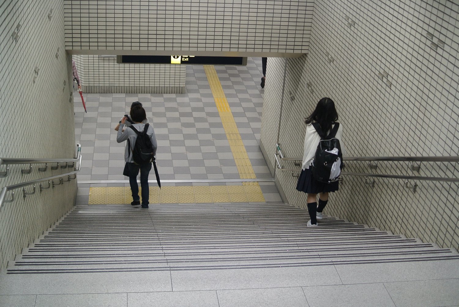 1-Nikkor 18.5mm F1.8 で「たよし」へ_b0069128_07462611.jpg