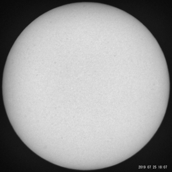 7月25日の太陽_e0174091_09341393.jpg