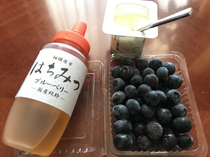 ダブルブルーベリーな 朝 ♪_c0212604_6372937.jpg