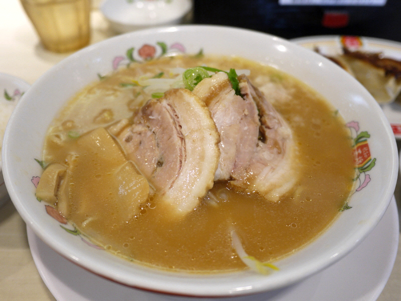 ラーメンランチ　【藤沢　餃子の王将】_b0153224_09263379.jpg