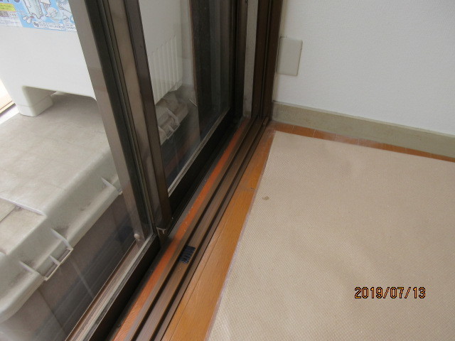 内窓取付けと防犯ガラスに交換で安心・安全をプラス…_d0244968_17280795.jpg