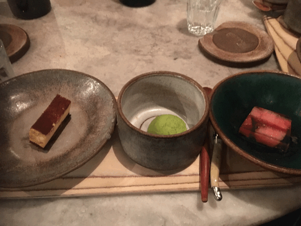 今月の女子会は、原宿のKiki Harajuku_b0407487_22141010.gif