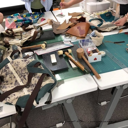 【ヴォーグ学園東京校】制作中のワイヤーリュックとトートバッグ完成！_f0023333_22363687.jpg
