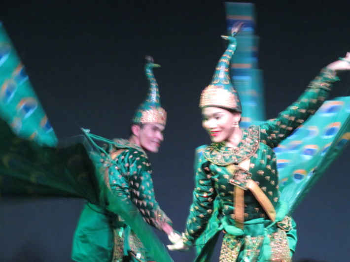 演劇仕立ての伝統舞踊ショー＠カンボジアンリビングアーツ_e0408534_22240798.jpg
