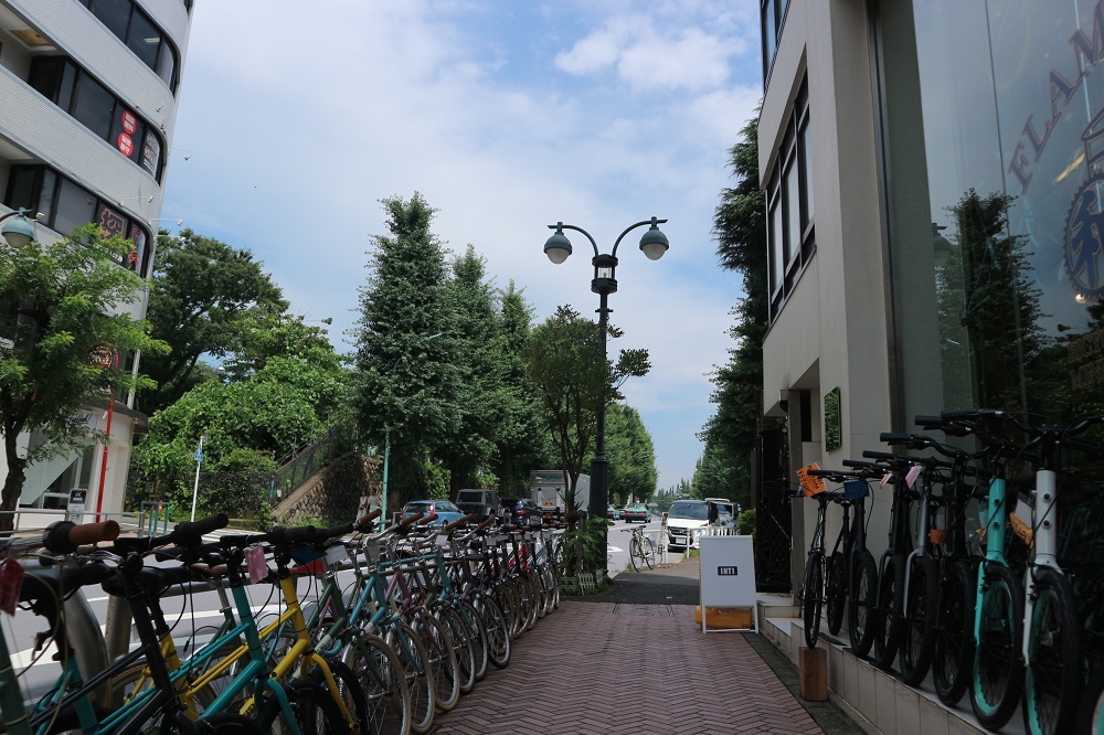 7月28日　渋谷　原宿　の自転車屋　FLAME bike前です_e0188759_11015518.jpg