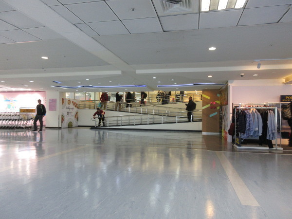 松山空港散策(出国後)@台湾でごはん2019冬_c0152767_09530828.jpg