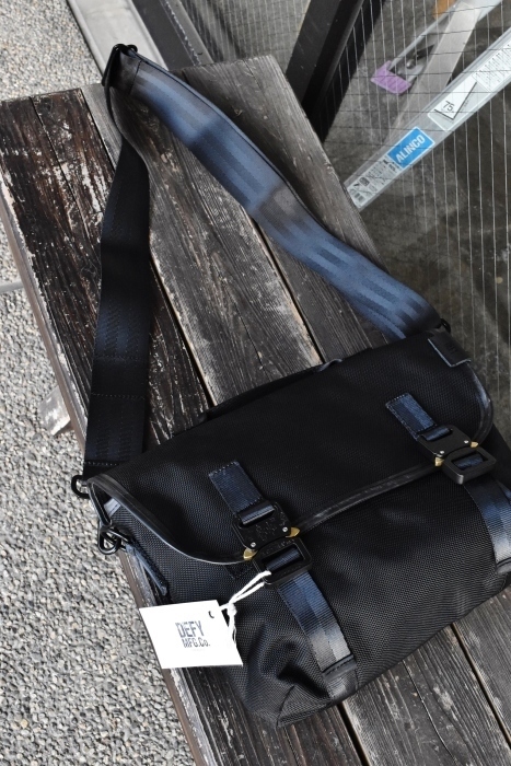 DEFY BAGS (MADE IN CHICAGO) 当店別注カラー★_d0152280_08580732.jpg