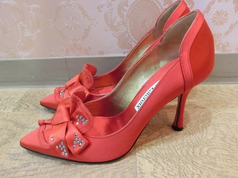 赤×ドットサブリナパンツで80年代風コーディネート : 下北沢