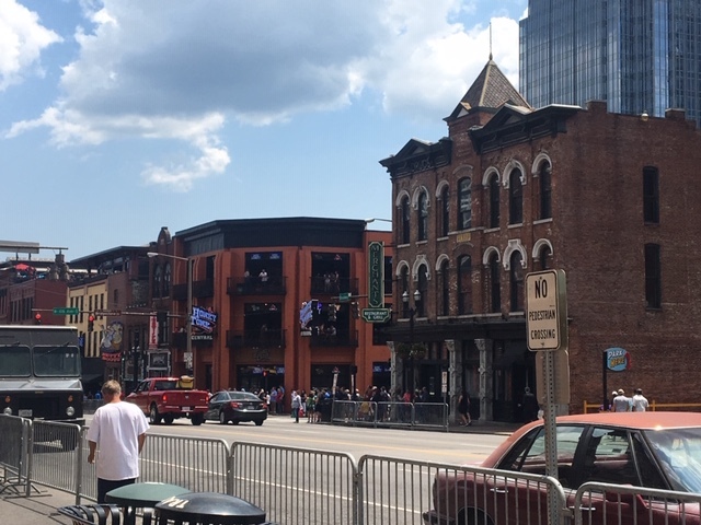Nashville カントリーなアメリカから Nashville カントリーなアメリカから