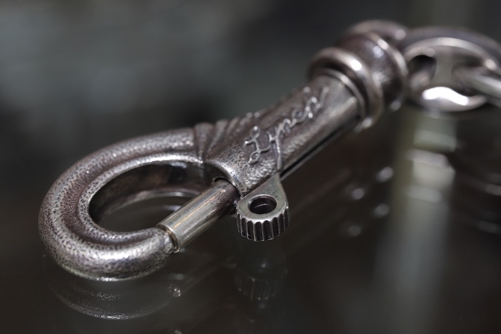 GRAB KEY CHAINS : GRAND GUIGNOL GRAB KEY CHAINS : GRAND GUIGNOL
