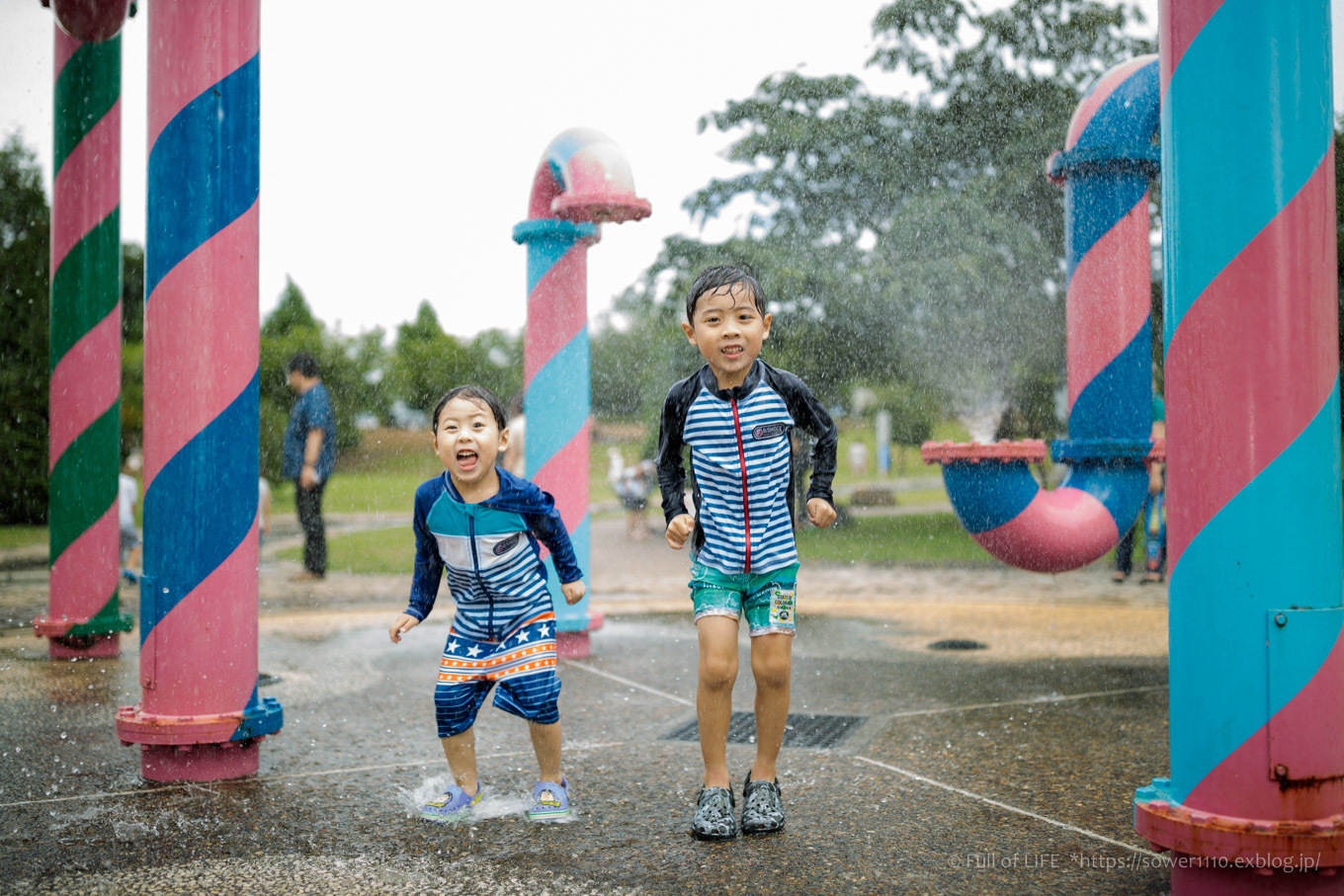 令和元年夏休み ちびっ子兄弟の水遊び!!「福岡堰さくら公園」_c0369219_14290006.jpg