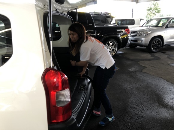 7月31日(水) 本店ブログ ♪ ヴェルファイア 2.5X 4WD入庫しました ランクル アルファード_b0127002_19260124.jpg