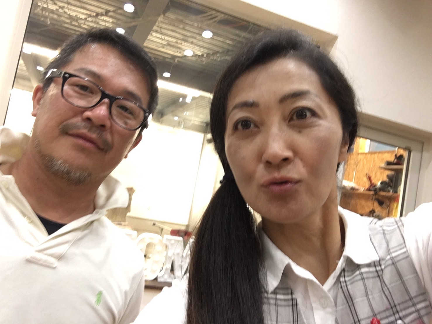 7月31日(水) 本店ブログ ♪ ヴェルファイア 2.5X 4WD入庫しました ランクル アルファード_b0127002_19281439.jpg