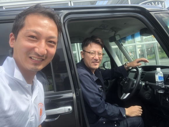 7月31日(水) 本店ブログ ♪ ヴェルファイア 2.5X 4WD入庫しました ランクル アルファード_b0127002_19370070.jpg