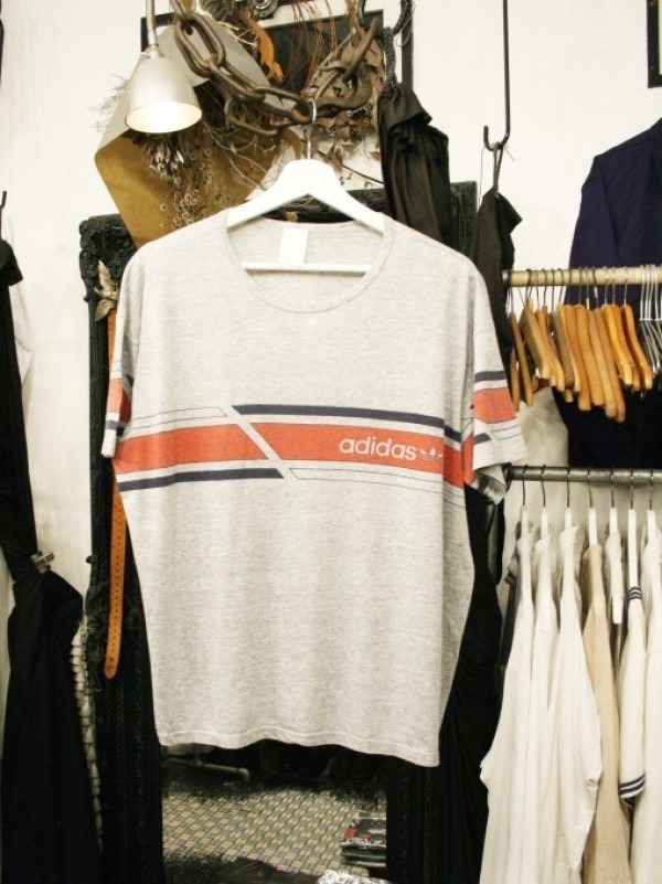 ショップカードが出来上がりました。と、ジンギスカン。入荷、プリントTシャツ色々_f0180307_00113857.jpg