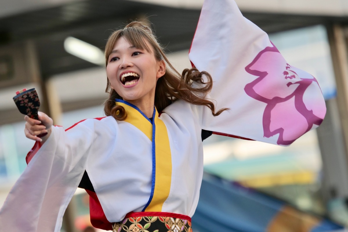 ２０１８YOSAKOIぶち楽市民祭その２３（宇部フロンティア大学　よさこい　桜翔連）_a0009554_23243624.jpg