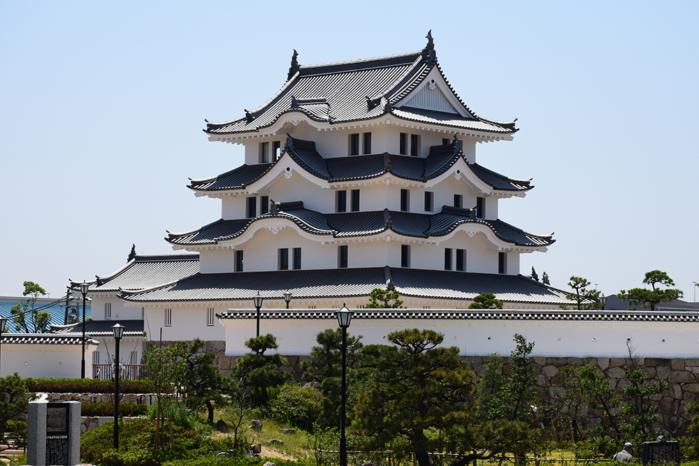 平成最後の築城、145年ぶりに甦った尼崎城天守。_e0158128_11070798.jpg