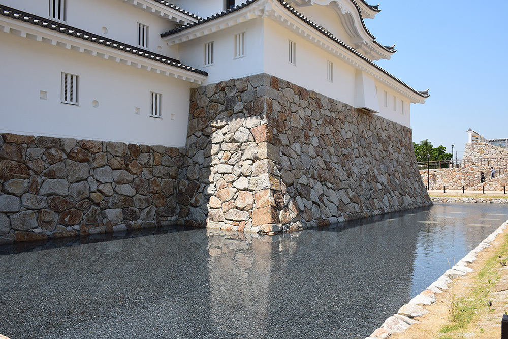 平成最後の築城、145年ぶりに甦った尼崎城天守。_e0158128_11165989.jpg