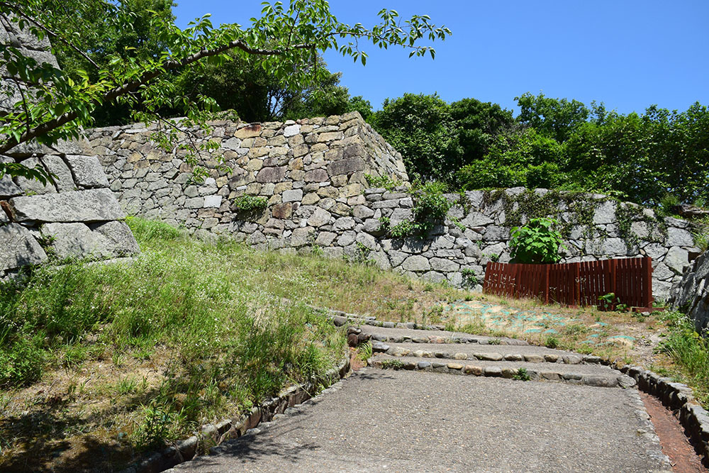 築城400周年の明石城を歩く。 その3 <南帯郭>_e0158128_17213375.jpg