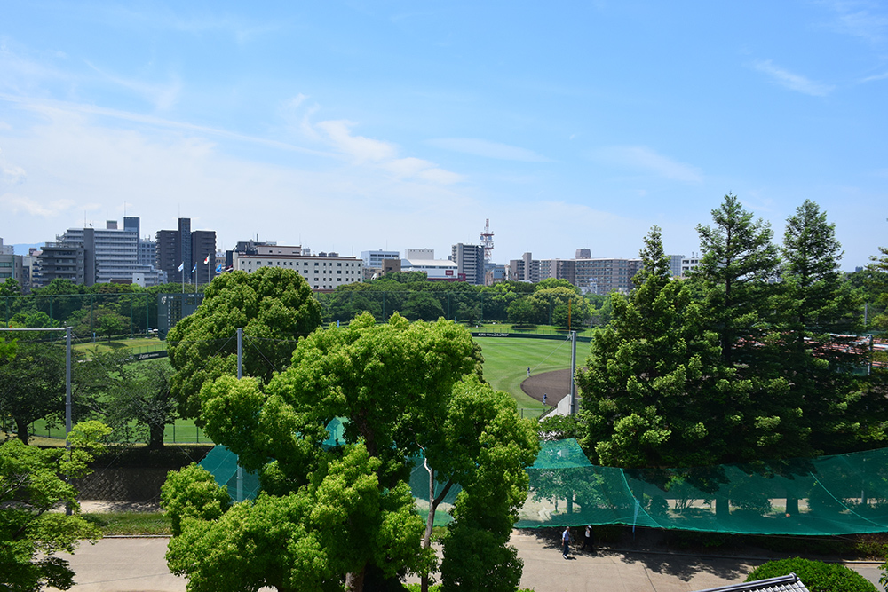 築城400周年の明石城を歩く。 その4 <稲荷郭>_e0158128_17443018.jpg