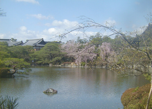 ●神社の造形―平安神宮神苑の泰平閣_d0053294_19070764.jpg