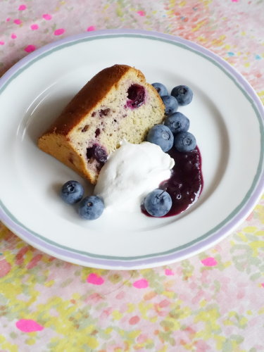 ブルーベリーのシフォンケーキ Baking Daily Tm5 ブルーベリーのシフォンケーキ Baking Daily Tm5
