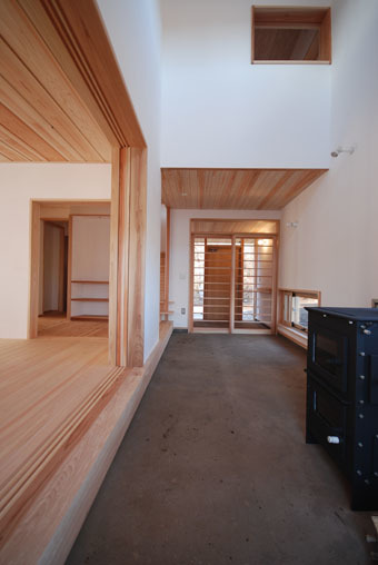 建築知識にみたかの家と循環の家がちいさく掲載されました。_c0195909_10570105.jpg
