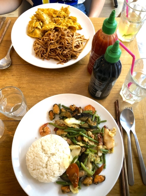 bo bun 2 go ボブントゥゴー で、お得にカジュアルベトナム料理_a0231632_03245766.jpg