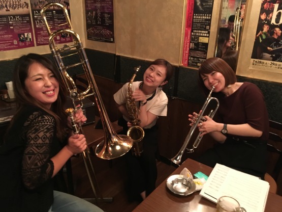 b0206845_10091793.jpeg