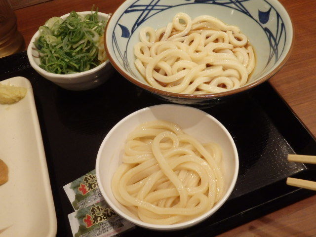 丸亀製麺 伊丹南店_c0118393_08120982.jpg