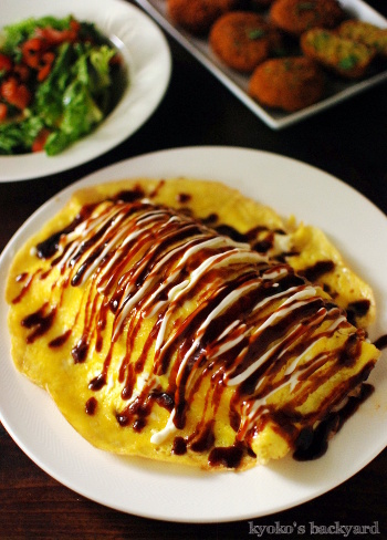 レンズ豆スープのリメイク・コロッケ。特大の豚平焼きとトマトとレタスのサラダも_b0253205_04463514.jpg