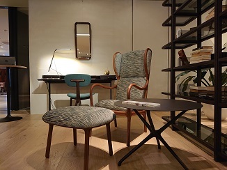 「本物の家具」の存在感!_d0091909_13531968.jpg