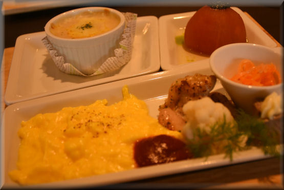 f0363141_05570566.jpg