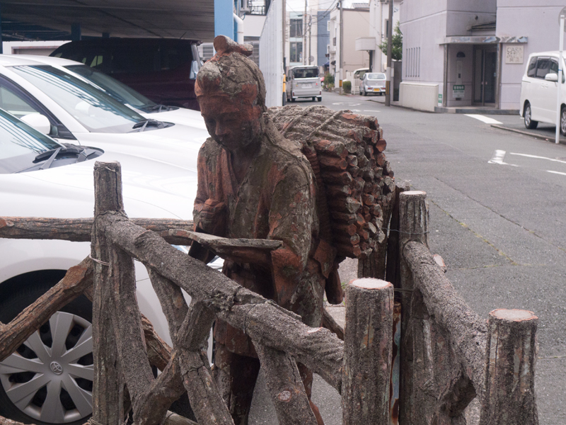 Abandoned Ninomiya, Kinjiro_b0359548_18371501.jpg