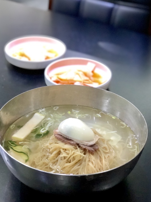 チョンダムドンの美味しい店「冷麺」編_b0060363_16283128.jpeg