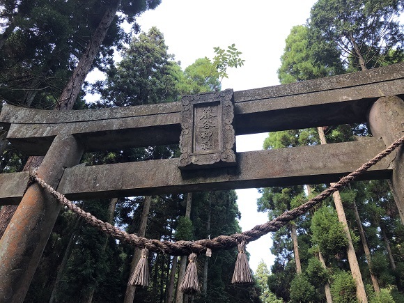 藤谷神社（阿蘇市竹原）_f0364707_15292337.jpg