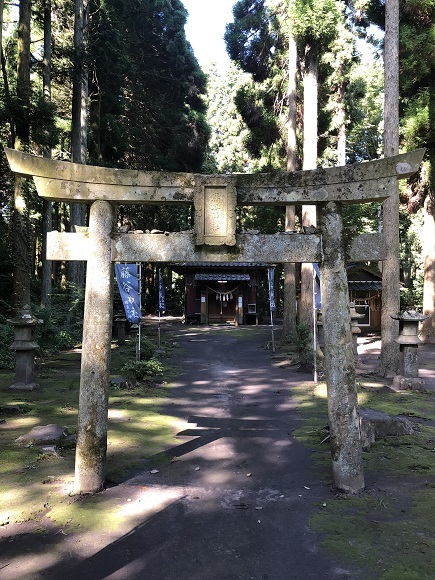 藤谷神社（阿蘇市竹原）_f0364707_15310654.jpg