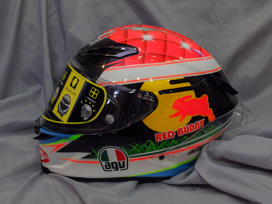 AGV  PISTA GP R Carbon_f0369107_11364119.jpg