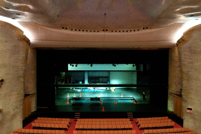 「日比谷 日生劇場見学」_a0000029_11372143.jpg