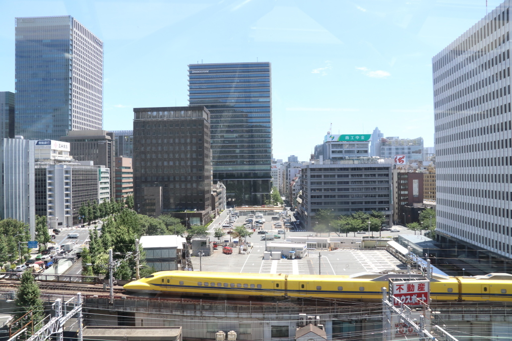 猛暑の東京駅周辺 - 2019年猛暑・ドクターイエロー -_b0190710_18185095.jpg