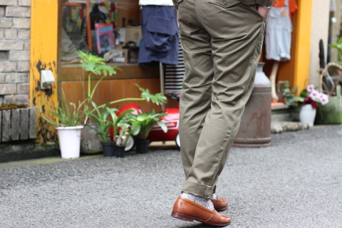 「WORKERS」考え抜かれた \"Officer Trousers, Type 2\" ご紹介_f0191324_07440386.jpg