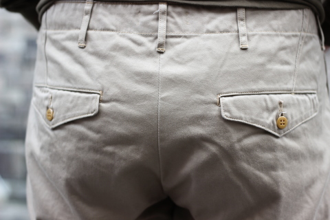 「WORKERS」考え抜かれた \"Officer Trousers, Type 2\" ご紹介_f0191324_07453848.jpg