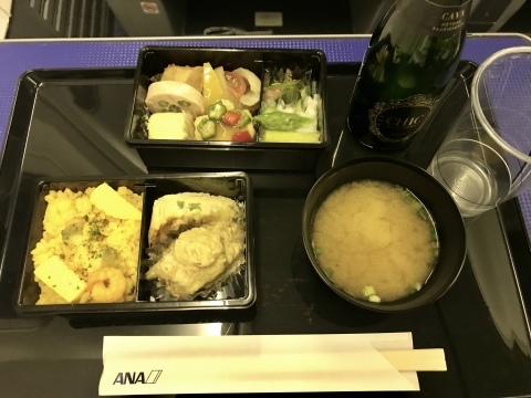 a0317236_06000377.jpeg