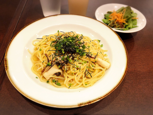 鎌倉パスタ イオンモール津南店_e0292546_22402110.jpg