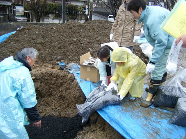 今回のイヤシロチ（炭素埋設）事例は静岡県三島市内です。_f0103052_04182003.jpg